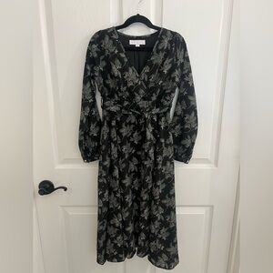 Ivy City Co Little girls Holiday Berry Maxi dress 9/10